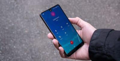 એક વિચિત્ર ઘટના, બૉયફ્રેન્ડે ફોન ન ઉપાડતાં આવેશમાં આવીને વિદ્યાર્થીનીએ કરી લીધી આત્મહત્યા!