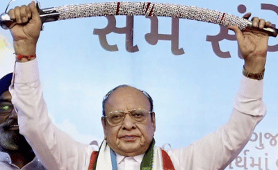 પહેલા જનસંઘ, પછી કોંગ્રેસ અને હવે NCPનો હાથ પકડશે શંકરસિંહ વાઘેલા?