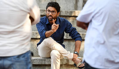 અમદાવાદની એક કોલેજના વાર્ષિકોત્સવમાં જીજ્ઞેશ મેવાણીને આમંત્રણ આપવાથી સર્જાયો વિવાદ, આખરે કોલેજે કરવો પડ્યો કાર્યક્રમ રદ્દ