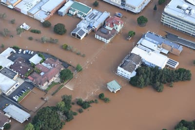 છેલ્લા 100 વર્ષના ઑસ્ટ્રેલિયામાં આવેલા સૌથી મોટા સંકટમાં ફસાઈ ગયા છે 50 હજારથી વધુ ભારતીયો, ગુજરાતીઓ પણ મોટી સંખ્યામાં હોઈ શકે છે, મદદ માટે સેના ઉતારાઈ : જુઓ PHOTOS