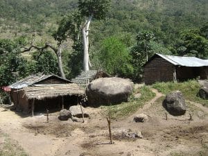 નથી નોકરીની તલાશ, નથી ખેતીમાં નુકસાન, નથી કોઈ હિંદુ-મુસ્લિમ વિવાદ છતાં પણ લોકો છોડી રહ્યાં છે પોતાના ગામને, જાણો કેમ?