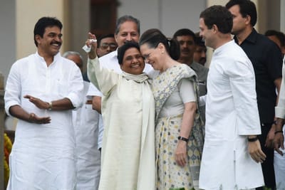 મહાગઠબંધન પર મહા મુસીબત, ત્રીજા મોરચામાં પણ ભંગાણની સ્થિતિ?