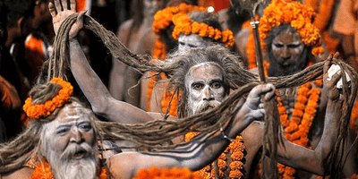 દેશમાં આતંકી હુમલા બાદ કુંભમેળામાં હાજર સંતોનો ગુસ્સો સાતમા આસમાને, કહ્યું, 'મસૂદ અઝહરનું માથું ધડથી અલગ કરનારને આપીશું રૂ.5 કરોડનું ઈનામ'