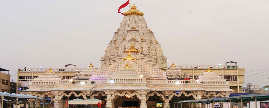 ગુજરાતના મંદિરોમાં 'ભગવાન' પણ સુરક્ષિત રહ્યાં નથી, સરકારે આપ્યો વિધાનસભામાં જવાબ