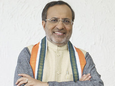 ગુજરાત કોંગ્રેસના પૂર્વ અધ્યક્ષ અર્જૂન મોઢવાડિયા પર એક મહિલા ધારાસભ્યે કર્યો 5 કરોડનો માનહાનિનો કેસ!