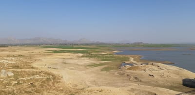  બનાસકાંઠામાં ખેતી માટેના પાણીનું સંકટ, ખેડૂતો શરુ કરી શકે છે ફરીથી 'જળ આંદોલન