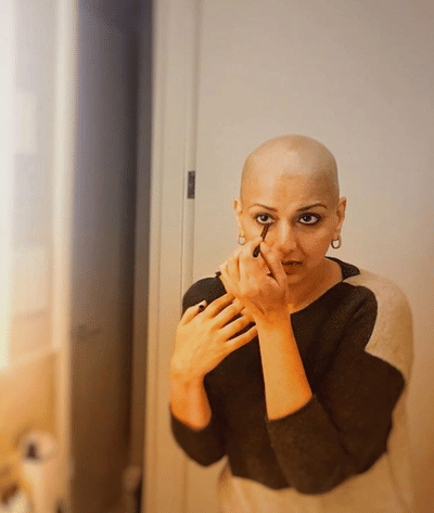 કેન્સરથી પીડિત એક્ટ્રેસ સોનાલી બેન્દ્રેને વાળ વગરના ફોટોમાં જોઈને દુ:ખી થયા હતા તો હવે જુઓ સોનાલી બેન્દ્રેની સૌથી ખૂબસૂરત તસવીરો, બેન્દ્રેએ જીતી લધી કેન્સર સામેની જંગ