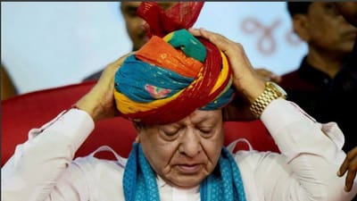 શંકરસિંહ વાઘેલાનું રાજકીય કરિયર કોણ ખતમ કરી દેવા માગે છે? NCPમાં શીત-યુદ્ધ ચરમસીમાએ