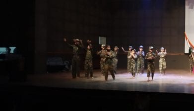 અંકલેશ્વરની સરકારી શાળાના બાળકોએ પુલવામા હુમલા પર નાટક ભજવ્યું, જોનારા મંત્રમુગ્ધ બની ગયા