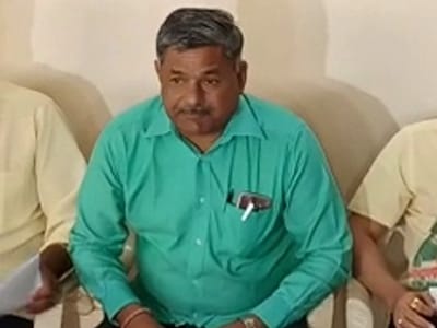 ગુજરાત કોંગ્રસના MLA અને લોકસભાના ઉમેદવાર લલિત કગથરાના પુત્રનું મોત, ફ્લાઈટ ચૂકી જતાં બસમાં આવી રહ્યો હતો પરિવાર