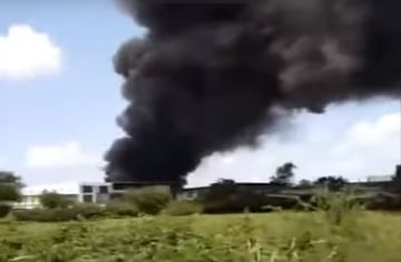 સુરતના પીપોદરા GIDCના ગોડાઉનમાં આગ, જુઓ VIDEO