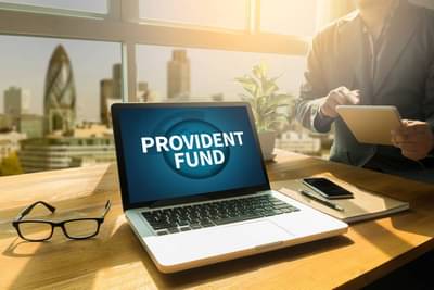 PFમાં રોકાણ કરનારાઓને સરકારે આપ્યો ઝટકો, નિયત રકમથી વધુ કમાણી પર લાગશે ટેક્સ