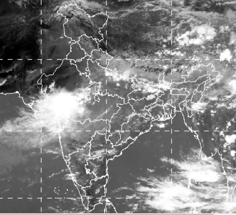 ગુજરાતમાં પડશે ભારેથી અતિભારે વરસાદ! હવામાન વિભાગની આગાહી, જુઓ VIDEO
