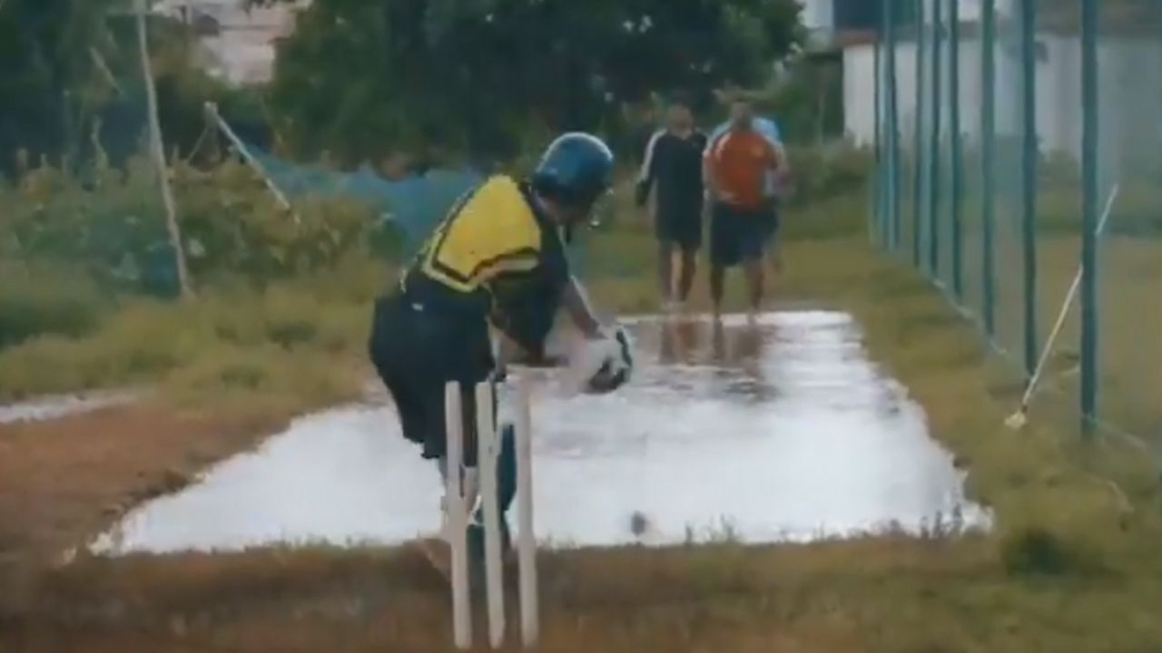 ક્રિકેટના ભગવાન સચિન તેંડુલકરનો પાણી પર પ્રેક્ટિસનો VIDEO સોશિયલ મીડિયામાં વાઈરલ