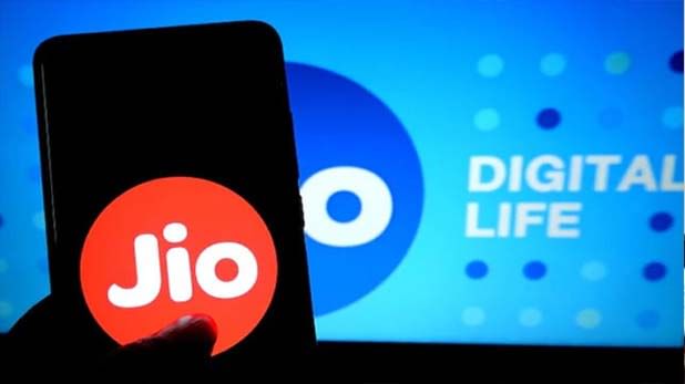 મુકેશ અંબાણીની Reliance Jioએ Airtel અને Vodafone કરતા વધુ સ્પેક્ટ્રમ ખરીદ્યા, જાણો શું છે તે પાછળનું કારણ?