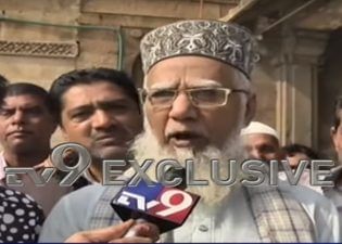 અમદાવાદઃ પોલીસે કરી શાંતિ સમિતિની બેઠક, શાંતિપૂર્ણ માહોલ રાખવા પોલીસની અપીલ, જુઓ VIDEO