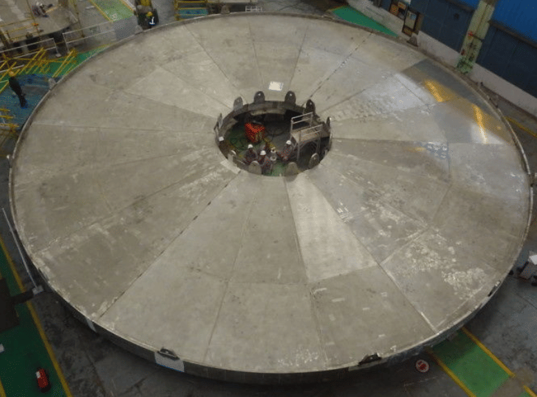 સુરતનાં હજીરા ખાતે આવેલી લાર્સન એન્ડ ટુબ્રો કંપનીએ ગ્લોબલ ફ્યુઝન પ્રોજેક્ટ માટે ક્રાયોસ્ટેટનું ઉત્પાદન કરીને મેળવી મોટી સફળતા, દુનિયાની સહુથી મોટી સ્ટેનલેસ સ્ટીલની 650 ટન વજનની હાઈ વેક્યુમ પ્રેશર ચેમ્બર તૈયાર કરી સુરતનાં હજીરા ખાતે આવેલી લાર્સન એન્ડ ટુબ્રો કંપનીએ ગ્લોબલ ફ્યુઝન પ્રોજેક્ટ માટે ક્રાયોસ્ટેટનું ઉત્પાદન કરીને મેળવી મોટી સફળતા, દુનિયાની સહુથી મોટી સ્ટેનલેસ સ્ટીલની 650 ટન વજનની હાઈ વેક્યુમ પ્રેશર ચેમ્બર તૈયાર કરી