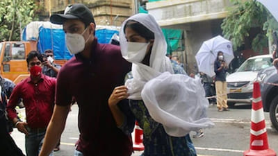 Sushant Death Case: ED ઓફિસમાં રિયા ચક્રવર્તી સાથે પૂછપરછ ચાલુ, મેનેજર સાથે પણ સવાલ-જવાબ