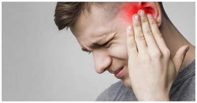 કાનના દુઃખાવાથી છો પરેશાન? તો અજમાવો આ ઘરગથ્થુ ઈલાજ.