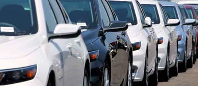 કોરોનાએ સુરતમાં લગાવી વાહનોની ખરીદી પર બ્રેક