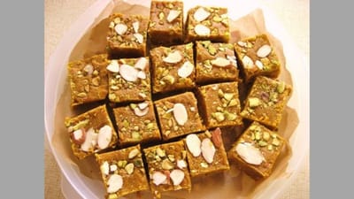 હવે સુરતમાં દિવાળી પહેલાં તૈયાર કરવામાં આવી ઇમ્યુનિટી બુસ્ટર મીઠાઈઓ