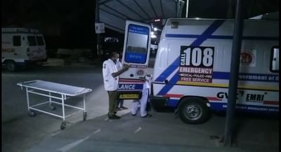 સુરત સિવિલના ટ્રોમા સેન્ટર બહાર મહિલાએ 108માં બાળકીને આપ્યો જન્મ, મહિલાનો કોરોના રિપોર્ટ આવ્યો પોઝિટિવ