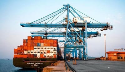કોરોના મહામારીની દસ્તક બાદ ભારતીય બંદરો ઉપર કાર્ગો હેન્ડલિંગ ચિંતાજનક સ્તરે, કોલસાની આયાતમાં 25 ટકા સુધી ઘટાડો