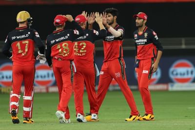 T-20 લીગ: ધોનીએ જેને તૈયાર કર્યો તે જ હવે બેંગ્લોરની ટીમને વિજેતા બનાવવા કરી રહ્યો છે જોરદાર દેખાવ