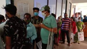 કોરોના સુરક્ષા માટે લાપરવાહો સામે જાહેર સ્થળોએ કડકાઈ પણ સરકારી કચેરીઓમાં લાલિયાવાડી, જાણો ભરૂચની શું છે પરિસ્થિતિ