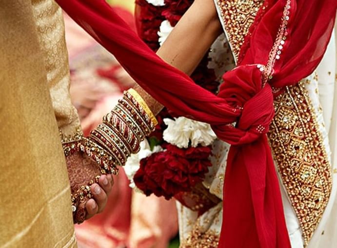 સુપ્રીમ કોર્ટની ઝાટકણી બાદ ગુજરાત સરકારે નિર્ણય બદલ્યો, લગ્ન સમારંભમાં હવે 100 વ્યક્તિઓને જ મંજૂરી