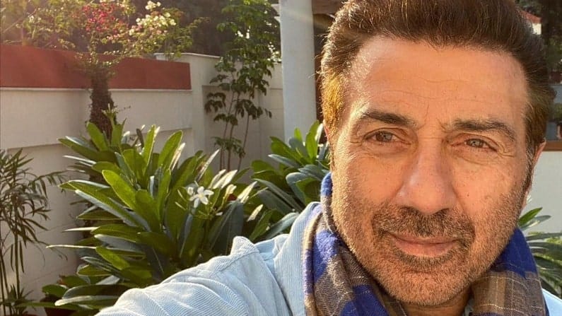 કૃષિ કાયદા પર ભાજપ સાંસદ સની દેઓલે તોડ્યું મૌન, કહ્યું સરકાર-ખેડૂતોનો છે મામલો વચ્ચે કોઈ ના આવે કૃષિ કાયદા પર ભાજપ સાંસદ સની દેઓલે તોડ્યું મૌન, કહ્યું સરકાર-ખેડૂતોનો છે મામલો વચ્ચે કોઈ ના આવે