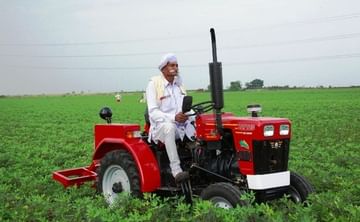 ખેડૂતોને ટ્રેક્ટર ખરીદવા સરકાર આપશે સબસીડી, યોજનામાં અરજી કરી મેળવો સહાય