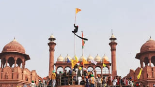 લાલ કિલ્લા પર પ્રદર્શનકારીઓના ઝંડા ફરકાવવાનો મામલો સુપ્રીમ કોર્ટ પહોંચ્યો, કાર્યવાહીની માંગ