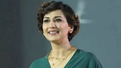 સોનાલી બેન્દ્રે- 2018માં જ્યારે સોનાલી બેન્દ્રે મેટાસ્ટેટિક કેન્સર સામે લડતી હોવાનું બહાર આવ્યું, ત્યારે ચાહકો આશ્ચર્યચકિત થઈ ગયા. સોનાલીએ ખુદ ચાહકોને આ માહિતી આપી હતી. અભિનેત્રીએ બહાદુરીથી આ યુદ્ધ જીતી. સોનાલીને કેન્સરની સારવાર ન્યૂયોર્કમાં થઈ હતી.