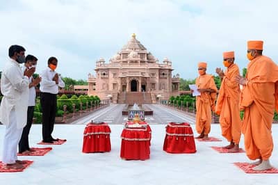 BAPS સ્વામિનારાયણ સંસ્થાને રામ મંદિર માટે આપ્યું 2 કરોડ 11 હજાર 11 રૂપિયાનું દાન