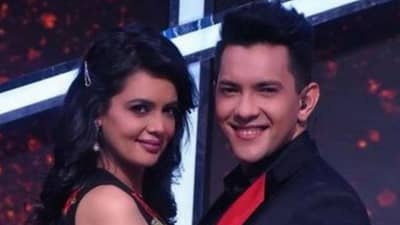 Aditya Narayanની પત્ની શ્વેતા અગ્રવાલે હનીમૂન પર કર્યું કંઈક આવું, VIDEO થયો વાયરલ