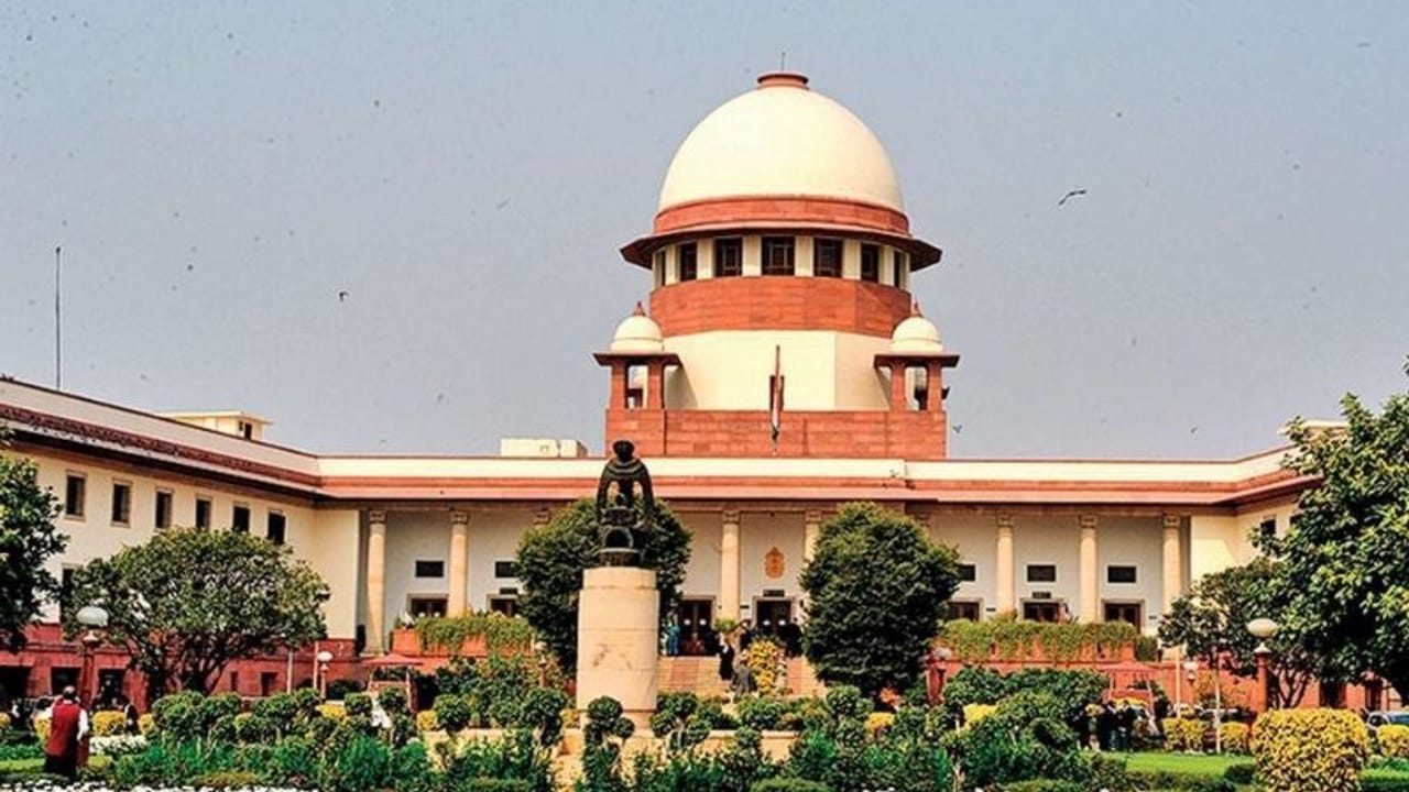 loan moratorium case અંગે સુપ્રીમ કોર્ટે મહત્વનો ચુકાદો આપ્યો, સરકારી પોલિસીમાં દખલ કરવાનો ઇનકાર