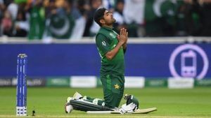 Pakistan: પાકિસ્તાન ક્રિકેટ ટીમના કેપ્ટન વિરુદ્ધ નોંધાઇ એફઆઇઆર, યુવતીનુ શોષણ કરાતુ હોવાની ફરિયાદ