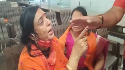 Bhavnagarનાં BJP કોર્પોરેટર વર્ષાબા પરમારને ભાજપે ફટકારી શોકોઝ નોટીસ, જીતુ વાઘાણી સામે કર્યા હતા આક્ષેપ