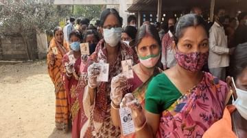 West Bengal Election 2021: પશ્ચિમ બંગાળમાં બપોર સુધી 55 ટકા મતદાન, ઝારગ્રામમાં વોટિંગ માટે લાંબી લાઇન