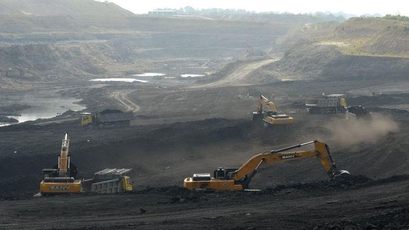વિશ્વની સૌથી મોટી કોલસાની ખાણ કંપની COAL INDIAનું ઉત્પાદન ઘટયુ , જાણો શું છે કારણ ?