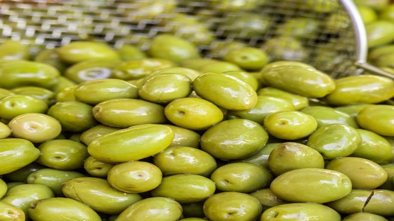 સ્વાસ્થ્ય માટે ફાયદાકારક છે Green Olives, ડાયટમાં જરૂર કરો સામેલ