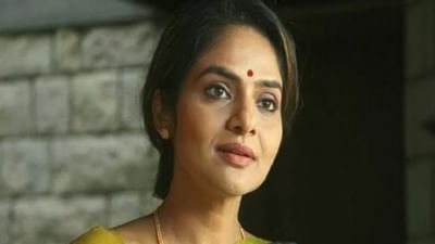 પહેલી ફિલ્મથી બોલિવૂડમાં એન્ટ્રી કરનારી અભિનેત્રી મધુ આજે તેમનો 52 મો જન્મદિવસ મનાવી રહી છે. મધુનો જન્મ 26 માર્ચ 1972 ના રોજ ચેન્નઈના તામિલ પરિવારમાં થયો હતો.