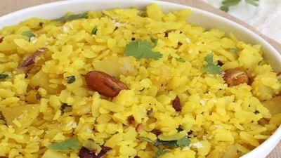 Poha Benefits: સવારે-સવારે પૌઆ ખાવાથી થાય છે અઢળક ફાયદા, વાંચીને તમે પણ શરૂ કરશો પૌઆ ખાવાનું