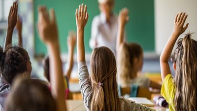 Sarkari Naukri 2021: શિક્ષકોની 10 હજાર જગ્યાઓ પર ભરતી થશે, જાણો વિગતો