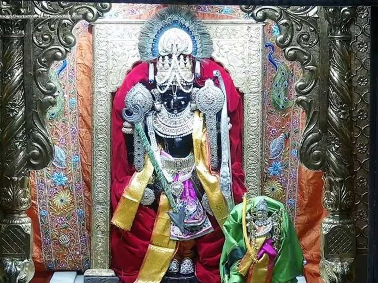 દ્વારકામાં રામનવમીની સાદગી પૂર્ણ રીતે ઉજવણી, વિશેષ શણગારથી દ્વારકાધીશ બન્યા શ્રીરામ