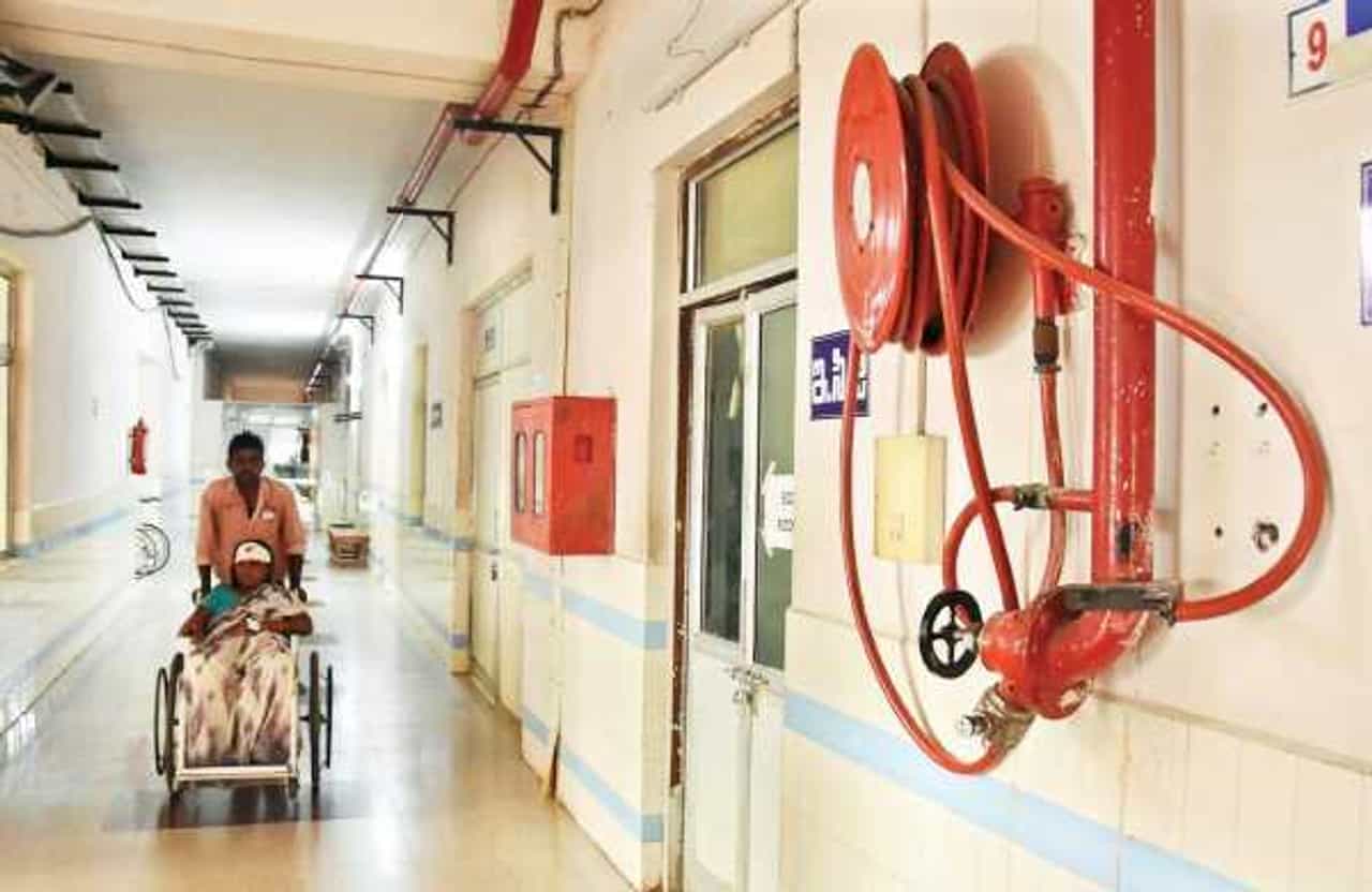 હોસ્પિટલોમાં આગ લાગવાની ઘટનાનો મામલો, રાજ્ય સરકારે તમામ હોસ્પિટલમાં ફાયર સેફ્ટી ચકાસણીના આપ્યા આદેશ