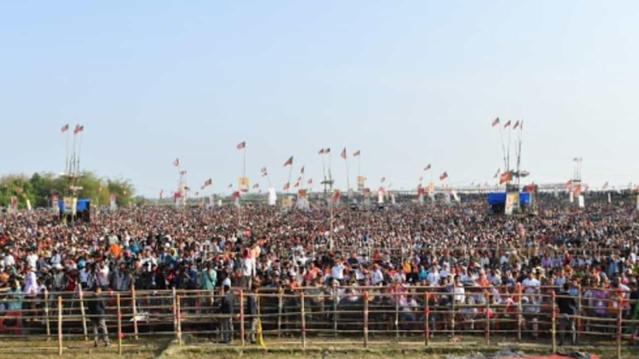 રેલીઓમાં કોરોના ગાઈડલાઈનના ઉલ્લંઘનને લઈને ચૂંટણી પંચની આંખ ઉઘડી, રેલીઓ બેન કરવાની આપી ધમકી