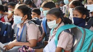 ગુજરાત સરકારનો મોટો નિર્ણય, સોમવારથી ધોરણ 1 થી 9 નું શિક્ષણ કાર્ય બંધ