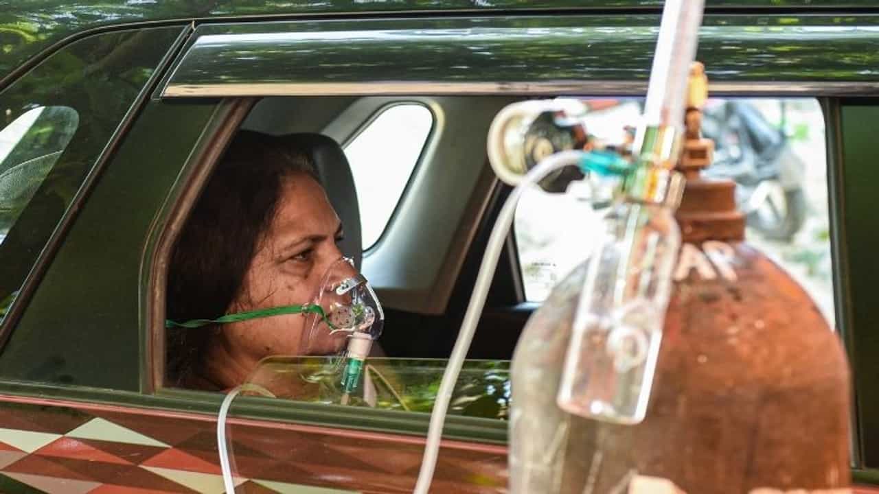 ઓક્સિજનનું લેવલ ઓછું હોવાના આ છે સંકેત, જાણો ક્યારે થવું પડે છે હોસ્પિટલમાં એડમિટ